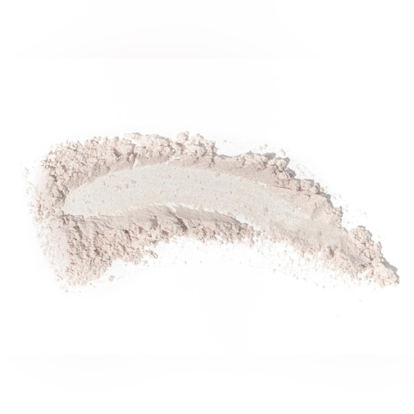The Crème Shop
Rose Quartz Illuminating Powder - Picture 8 of 14